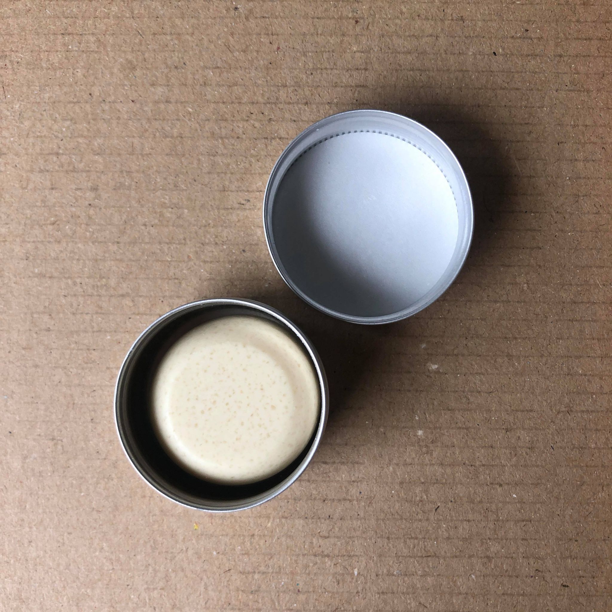 Dentifrice solide à la fraise