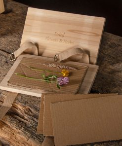 Presse à fleurs et herbes avec cordes