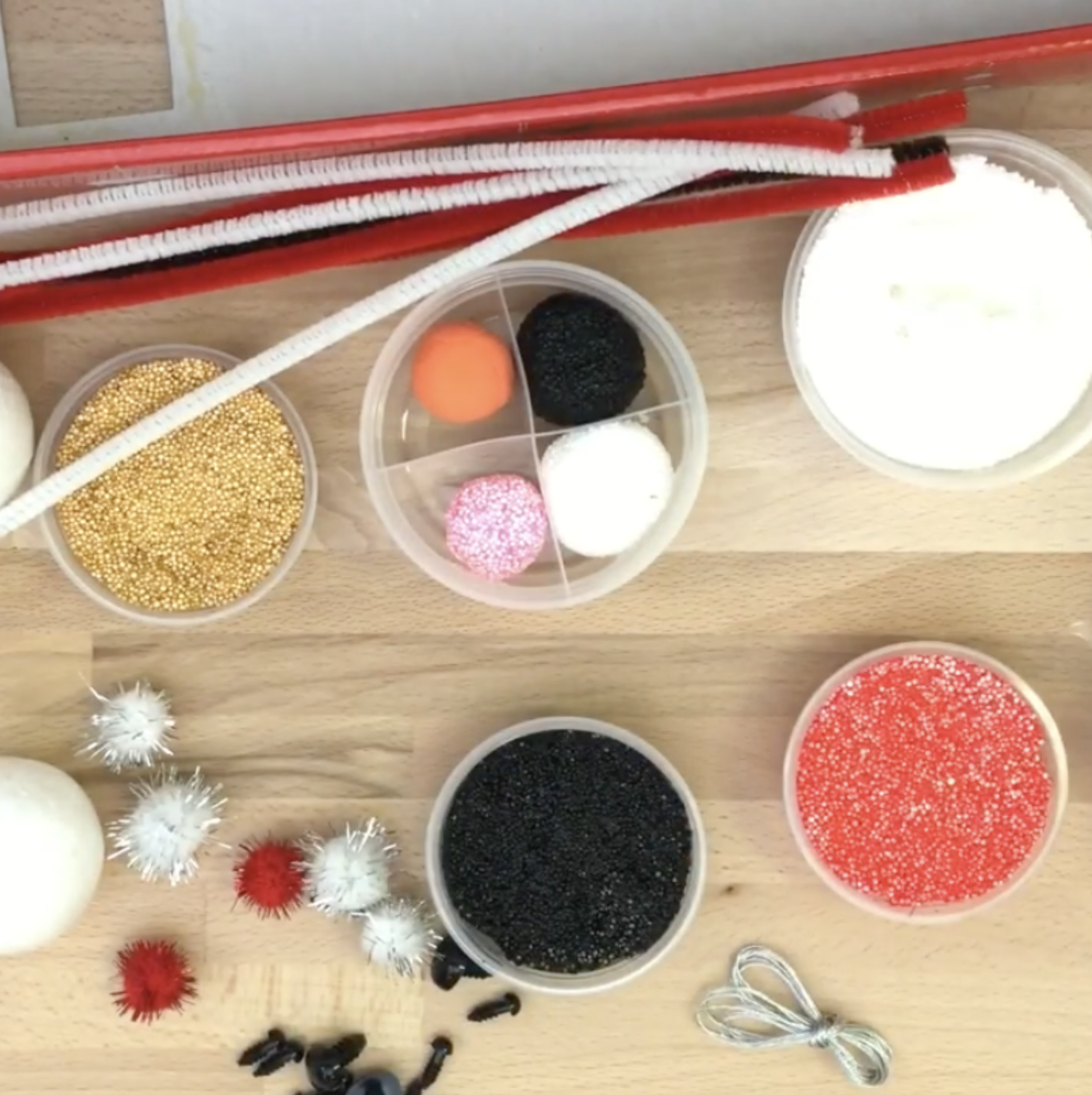 Kit DIY modelage – Boules de Noël Animaux – Image 9