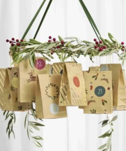 Kit pour faire son propre calendrier de l&rsquo;avent en kraft et doré
