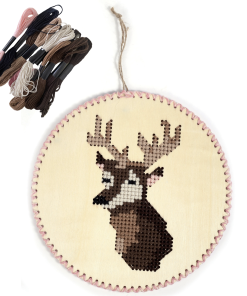 Kit broderie sur bois – Renne