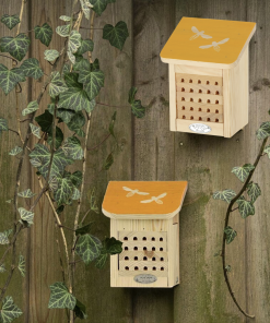 Maison à abeilles pochoir