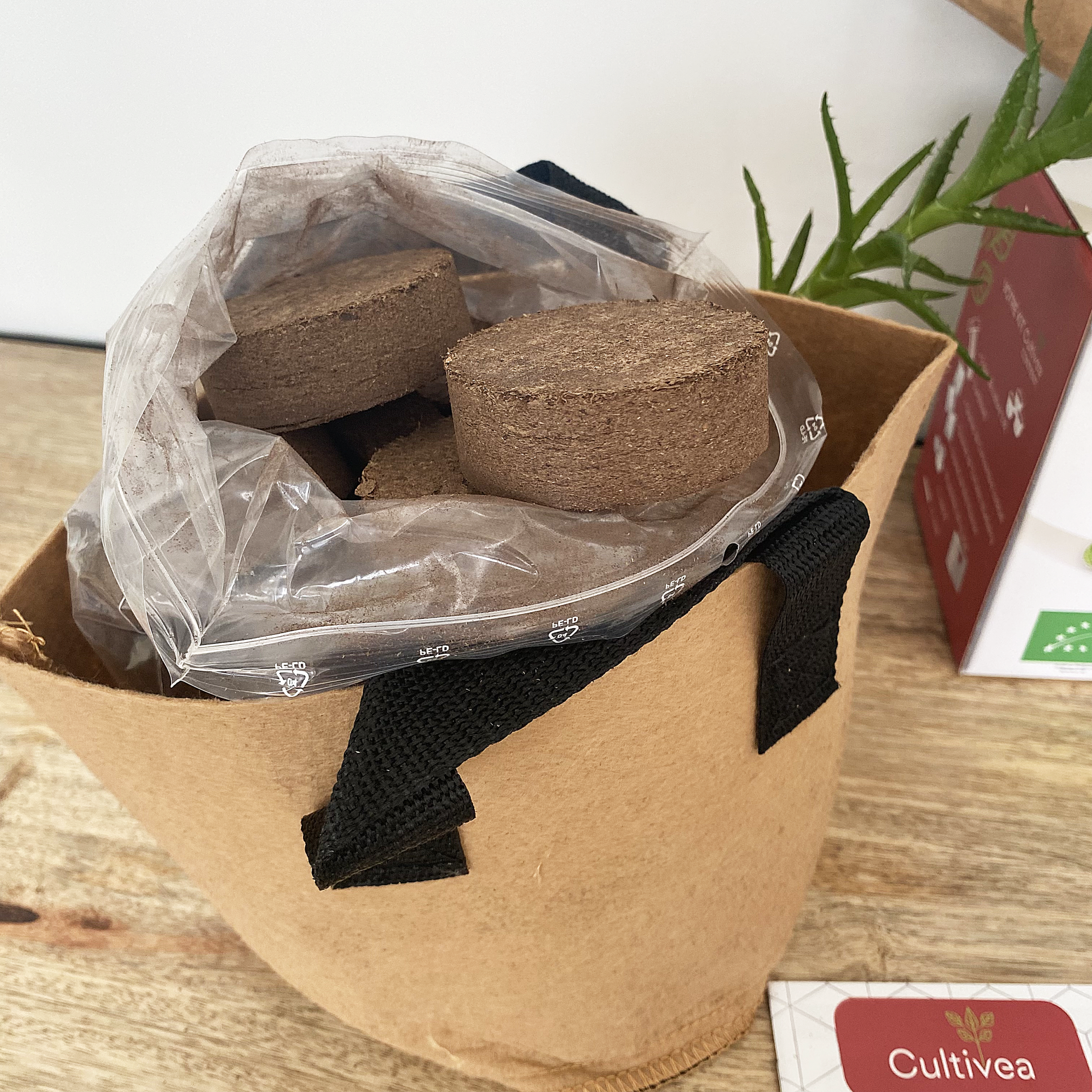 Kit sacs de culture BIO* (Concombre Cocktail, Tomate Blueberry, Mini Poivron) – Image 4