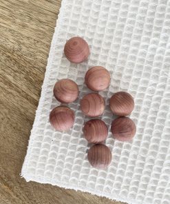 Lot de 10 billes de cèdre rouge – Antimite naturel