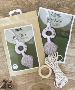 Kit macramé : Mon pompon à suspendre