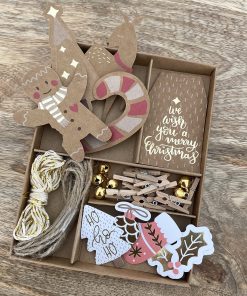 Kit d’emballage cadeaux (étiquettes, stickers, décorations, cordelettes) de Noël