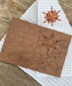 Carte en bois étoiles