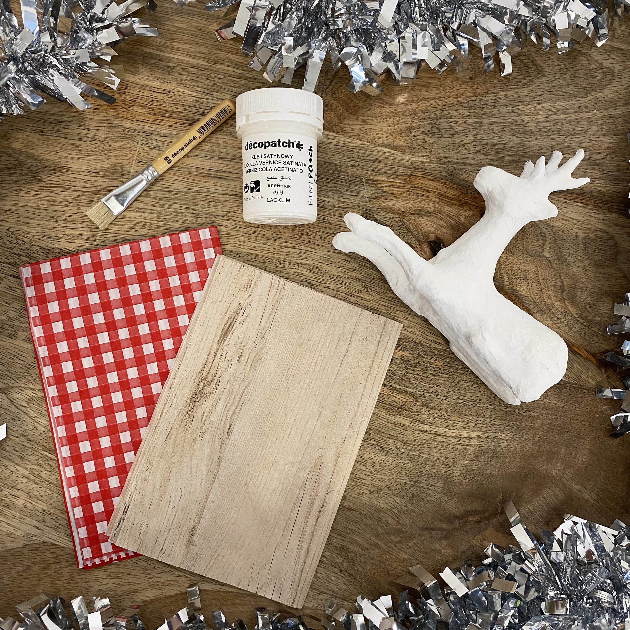 Décopatch Kit papier mâché – Modèle Renne – Image 2