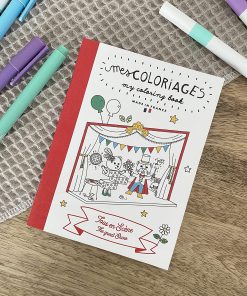 Petit cahier de coloriage – Tous en scène