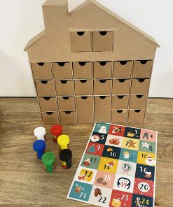 Kit DIY complet calendrier de l&rsquo;Avent maison en papier mâché avec peinture et stickers