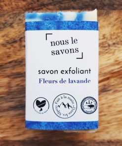 Savon exfoliant à la lavande