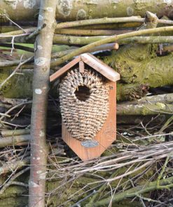 Nichoir avec poche en jonc de mer