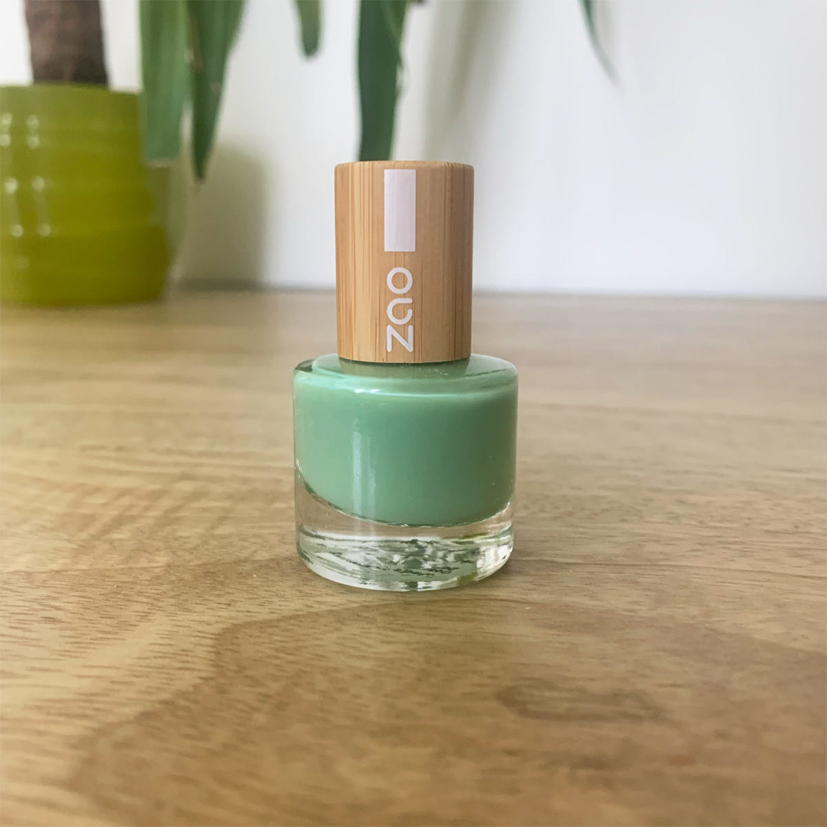 Vernis à ongles – Vert d’eau
